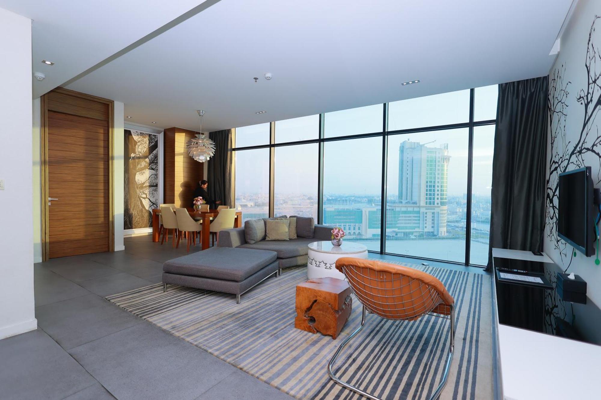 Ramee Grand Hotel And Spa Manamah Buitenkant foto Interior of a typical apartment
